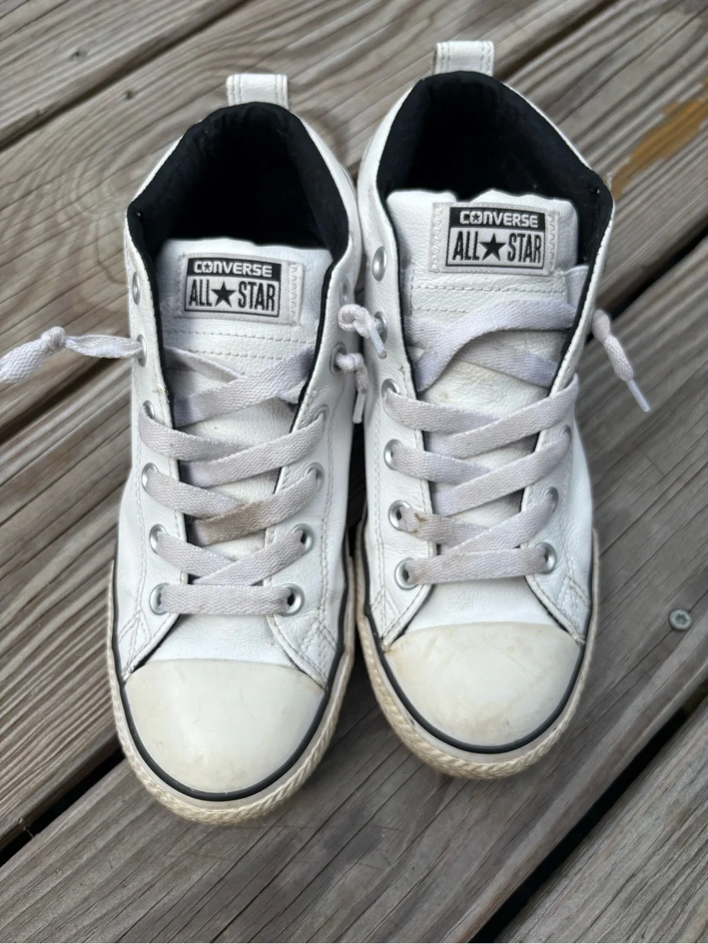 Converse Boys White and Black Leather All Star Low-Top Sneakers Size 6